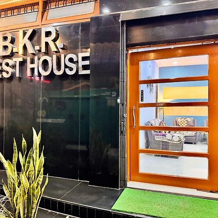 Hotel B K R グワーハーティー エクステリア 写真